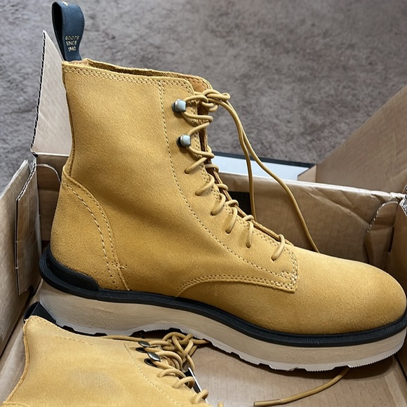 New In Box Sorel Hi Line Platform Combat Boot Woman’s 9.5 - Picture 7 of 14